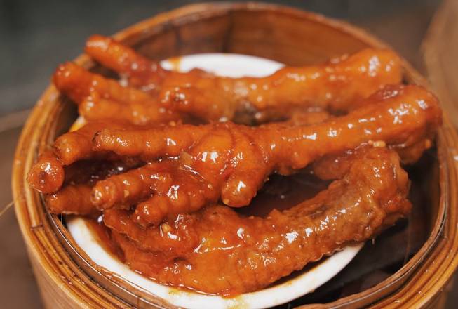 05. Steamed Chicken Feet with Bean Sauce (醬皇蒸鳳爪)
